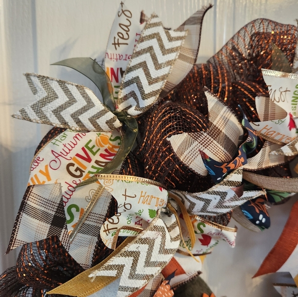 Gobble till you wobble Thanksgiving Wreath - Picture 5 of 6